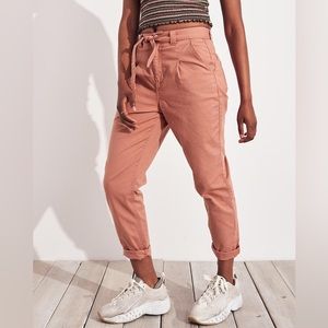 Hollister Super High Rise High Waisted Straight leg denim Jeans Trousers pants